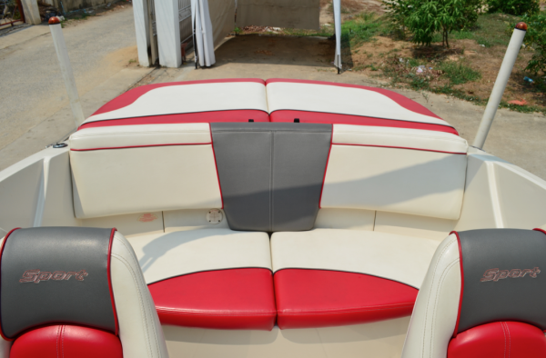 ขายเรือ Sea Ray Sport ยาว 19.8 ฟุด ผลิตปลายปี 2007 สวยและใหม่มากใช้งานแค่ 160 ชั่วโมง วิ่งน้ำจืดอย่างเดียว ขายเรือ Sea Ray Sport ยาว 19.8 ฟุด ผลิตปลายปี 2007 สวยและใหม่มากใช้งานแค่ 160 ชั่วโมง วิ่งน้ำจืดอย่างเดียว