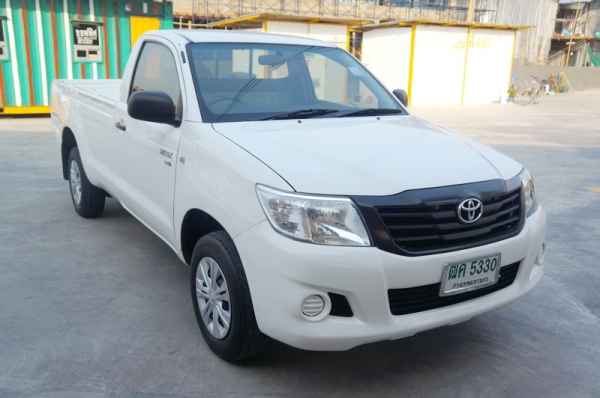 TOYOTA VIGO CHAMP ตอนเดียว 2011 ขายรถสวย เครื่องเดิม เกียร์ใช้งานปกติ ช่วงล่างดี รถขับดีมาก แอรเย็น สีสวย รถพร้อมใช้งานทันที การันตีรถสวย จัดไฟแนนได้เต็ม ฟรีดาวน์