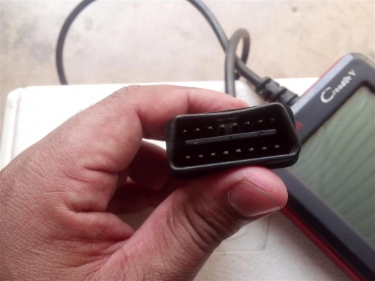 ขายเครื่องวิเคาระห์ปัญหารถยนต์ ดับไฟโชว์ Launch Creader V OBDII Scanner มือสอง ขายเครื่องวิเคาระห์ปัญหารถยนต์ ดับไฟโชว์ Launch Creader V OBDII Scanner มือสอง