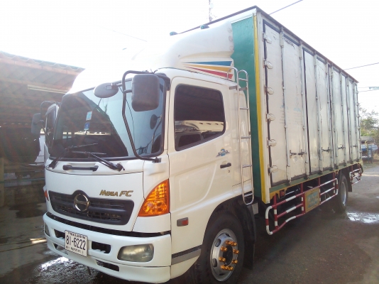 6 ล้อใหญ่ *ตู้ 10บาน* HINO  ( Euro.2 ) MEGA FG1J 212 แรงม้า *ยาว 7.20ม.* รถสวยเดิม *รถห้างแท้* ( เอกสารพร้อมโอน )