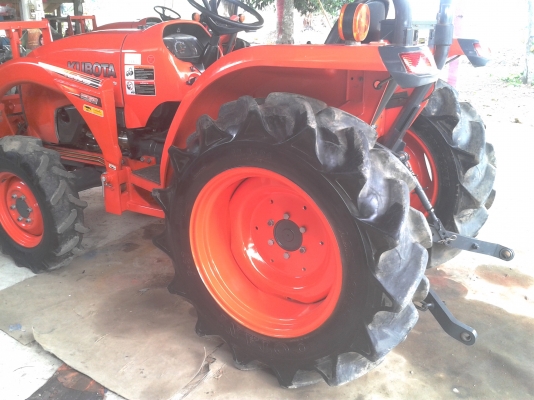 ขายรถไถคูโบต้า KUBOTA L 3608 (4WD) พร้อมใบมีดคานบน ขายรถไถคูโบต้า KUBOTA L 3608 (4WD) พร้อมใบมีดคานบน