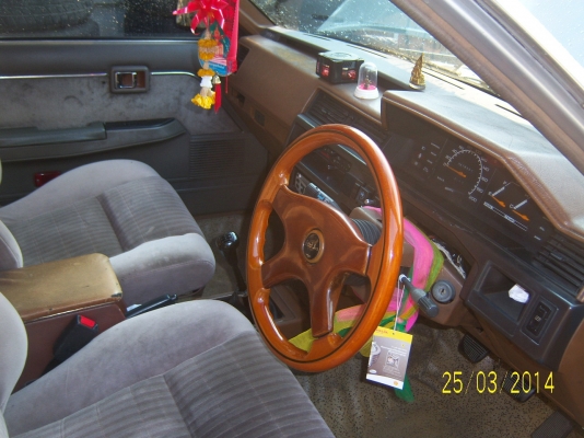 นิสสันบลูเบริดU11วางSRแก็ส นํ้ามัน