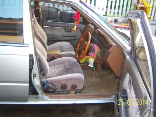 นิสสันบลูเบริดU11วางSRแก็ส นํ้ามัน