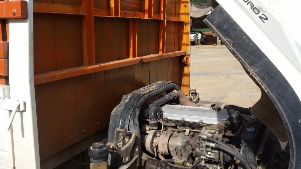 ขายรถบบรทุก 6ล้อ NPR  145  แรงม้า หัวการ์ตูน