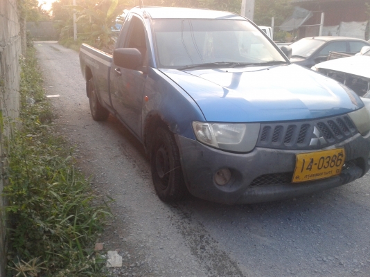 ขายมิตซูไทรทันปี 06 วาง1J เกียร์ธรรมดา ติดแก๊สขายถูกๆ 58,000ตามสภาพเล่มชุดโอนครบภาษีเต็ม