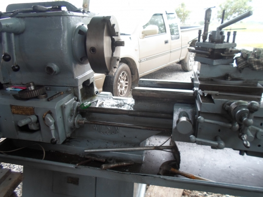 แท่นกลึง 7 ฟุต อังกฤษ 2 เพลา เกียร์บล็อก พร้อมใช้ไฟบ้าน 60,000