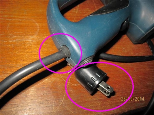 เครื่องเป่าลมร้อน Bosch รุ่น GHG 600-3 เครื่องเป่าลมร้อน Bosch รุ่น GHG 600-3