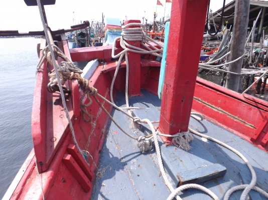 ขายเรือประมง ขนาด 7 วา 2 ศอก กว้าง 3.8 เมตร *เครื่องไม่ติด* ขายเรือประมง ขนาด 7 วา 2 ศอก กว้าง 3.8 เมตร *เครื่องไม่ติด*