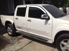 ISUZ CAB  4  4x4 ปี 2011