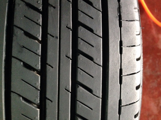 ยางป่าว205 70R15ดูราวิด611ป้ายแดงปี13