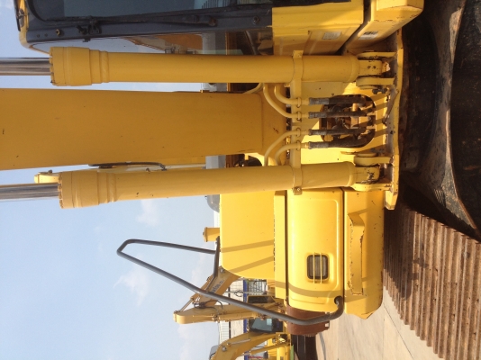 ขายด่วน...KOMATSU PC160LC-8 พร้อมใช้งานค่ะ