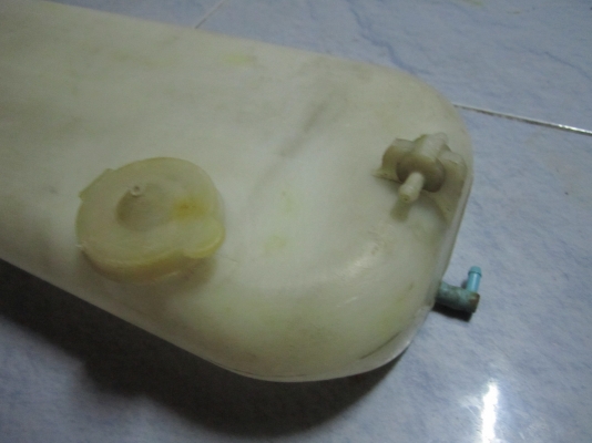 ขายหม้อพักน้ำปัดน้ำฝน รถยนต์  jideco