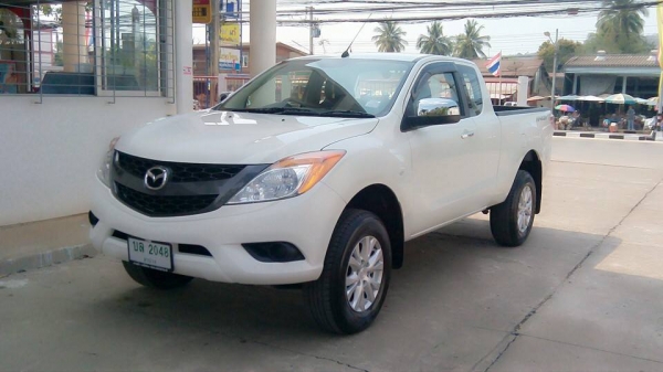 ขายดาวน์ BT Pro50 สีขาว HIRACER 2.2 เดิมจากศูนย์