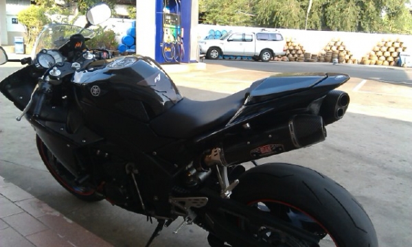 ขาย R1 ปี 2010 สพม.แท้ครับ เครื่องดีระบบไฟปกติ สวยจบ ขาย 379000 บาท ขาย R1 ปี 2010 สพม.แท้ครับ เครื่องดีระบบไฟปกติ สวยจบ ขาย 379000 บาท