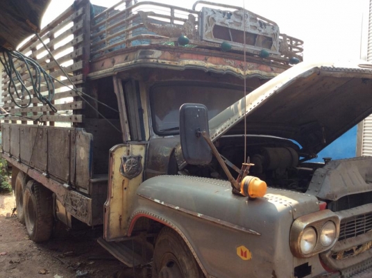 ขายสิบล้อหน้ายาว Isuzu ขายแล้ว  / กระบะพื้นเรียบ Fuso 6X2.5 เมตร