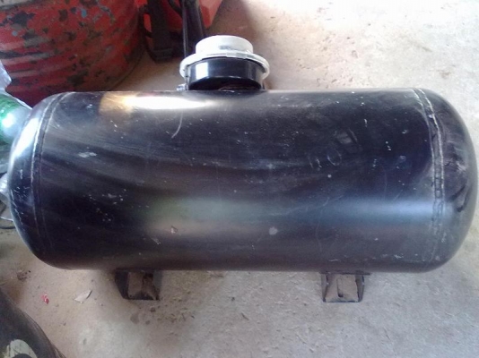 ขายถังแก็ส FEMA พร้อมหม้อต้ม ถอดจาก NV สภาพตามรูปครับ ขายถังแก็ส FEMA พร้อมหม้อต้ม ถอดจาก NV สภาพตามรูปครับ