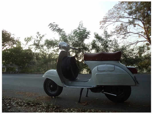 Vespa Sprint 150 ทะเบียนโอน สีใหม่มาก