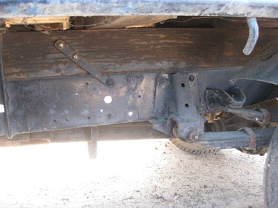 ขายหกล้อโดยสาร NKR 110 สภาพดี มีแนนซ์ให้ยอด 250000 Tel. 088-4501277