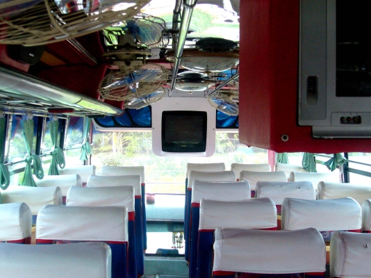 ขายรถบัส คัสซีเบนซ์(ห้างทั้งชุด) 210 มีแสงยูร ขายรถบัส คัสซีเบนซ์(ห้างทั้งชุด) 210 มีแสงยูร