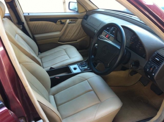 รถBENZ C180 ปี97แท้AIRBagคู่แอร์digital มือเดียวสีเดิม รับเทรินรถเก่าด้วยครับ