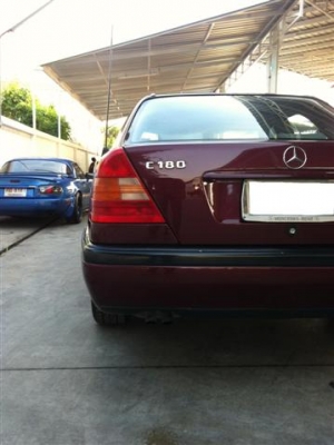 รถBENZ C180 ปี97แท้AIRBagคู่แอร์digital มือเดียวสีเดิม รับเทรินรถเก่าด้วยครับ