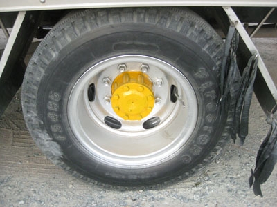 ขาย 6 ล้อ Mitsu ไอ้หลง ตู้แ้ห้งท้ายฝาไฮโดลิค มีแนนซ์ให้ได้ 400000 Tel. 088-4501277 โทรได้ตลอด 24 ชม.