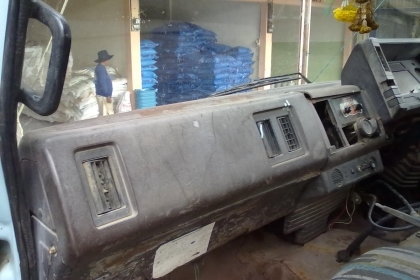 ขาย 10 ล้อ 2 เพลา ดั้มพ์ Roc เครื่อง 6HE1 195 แรง Tel. 088-4501277 โทรได้ 24 ชม.