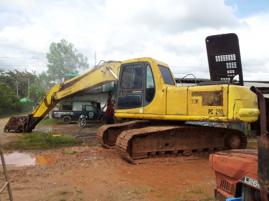 ขายด่วนโคมัสซุ 200-6 ทำสีใหม่แล้ว บูมอาร์สวย ไฟฟ้าครบ ช่วงล่างเต็ม เอาไปไม่ต้องทำอะไรอีกใช้งานเลย ขายด่วนโคมัสซุ 200-6 ทำสีใหม่แล้ว บูมอาร์สวย ไฟฟ้าครบ ช่วงล่างเต็ม เอาไปไม่ต้องทำอะไรอีกใช้งานเลย