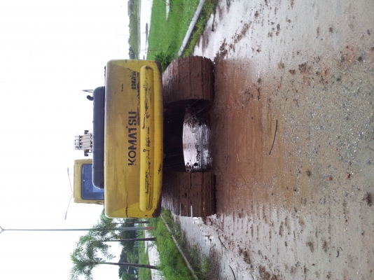 ขายด่วนโคมัสซุ 200-6 ทำสีใหม่แล้ว บูมอาร์สวย ไฟฟ้าครบ ช่วงล่างเต็ม เอาไปไม่ต้องทำอะไรอีกใช้งานเลย ขายด่วนโคมัสซุ 200-6 ทำสีใหม่แล้ว บูมอาร์สวย ไฟฟ้าครบ ช่วงล่างเต็ม เอาไปไม่ต้องทำอะไรอีกใช้งานเลย