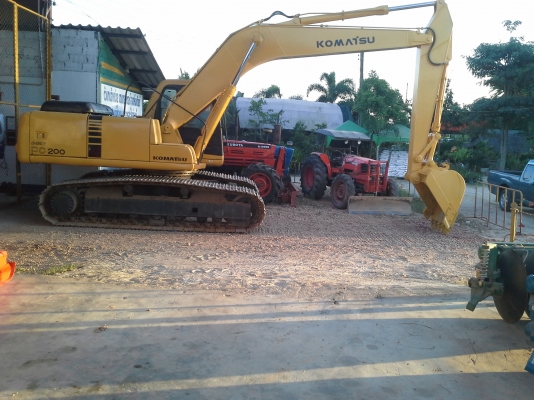 ขายด่วนโคมัสซุ 200-6 ทำสีใหม่แล้ว บูมอาร์สวย ไฟฟ้าครบ ช่วงล่างเต็ม เอาไปไม่ต้องทำอะไรอีกใช้งานเลย ขายด่วนโคมัสซุ 200-6 ทำสีใหม่แล้ว บูมอาร์สวย ไฟฟ้าครบ ช่วงล่างเต็ม เอาไปไม่ต้องทำอะไรอีกใช้งานเลย