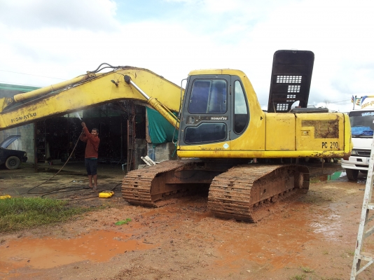 ขายด่วนโคมัสซุ 200-6 ทำสีใหม่แล้ว บูมอาร์สวย ไฟฟ้าครบ ช่วงล่างเต็ม เอาไปไม่ต้องทำอะไรอีกใช้งานเลย ขายด่วนโคมัสซุ 200-6 ทำสีใหม่แล้ว บูมอาร์สวย ไฟฟ้าครบ ช่วงล่างเต็ม เอาไปไม่ต้องทำอะไรอีกใช้งานเลย