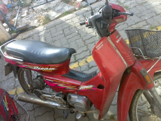 ขาย honda ดรีม สภาพใช้งานได้ดี ทะเบียนขา 1 ปี เอกสารพร้อม