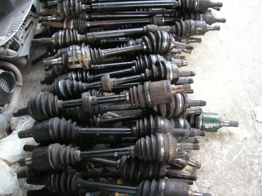 เพลาขับหน้าหลายรุ่น(เชียงกง)