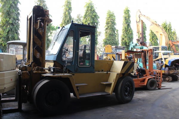 รถโฟคลิฟ TCM FVD115Z4 รถนอก ล้อหน้าคู่