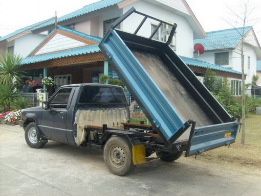 รับติดตั้งประกอบดั้มพ์ รถ 10 ล้อ 6ล้อ  รถปิ๊กอัพ ติดตั้งเครน  ราคากันเอง ต่อเร็ว รับรองความแข็งแรงโดยวิศวกร