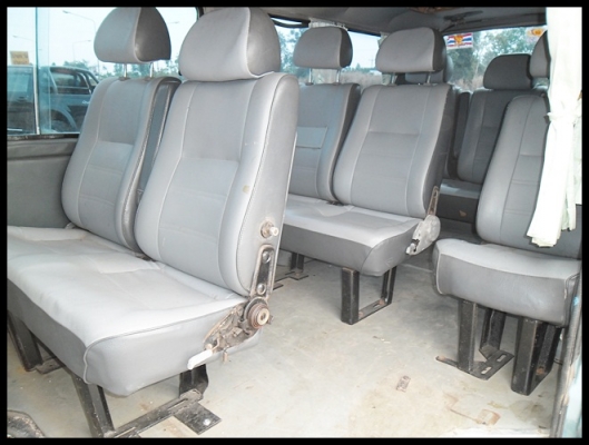 รถตู้ สภาพดี สวยๆ พร้อมใช้งาน