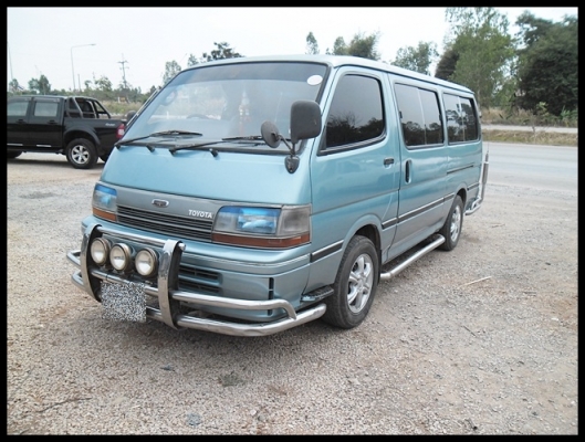 รถตู้ สภาพดี สวยๆ พร้อมใช้งาน