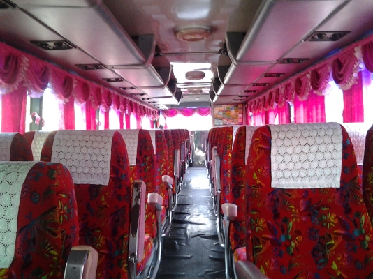 ขายบัสแอร์ชั้นครึ่ง43 ที่นั่งถุงลมแอร์แยกเครื่องหลัง750000จัดได้700000