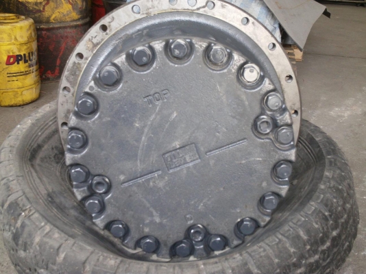 ตัวเดินKOMATSU PC200-7และ8