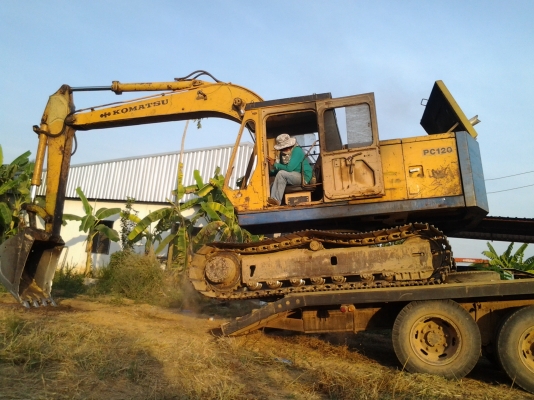 ขายแบ็คโฮ โคมัสสุ pc120