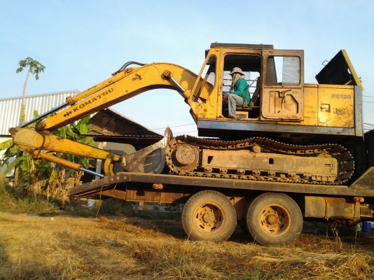 ขายแบ็คโฮ โคมัสสุ pc120