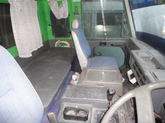 NISSAN  DIESEL   หัวลากพร้อมหางสองเพลา  มีเล่ม  พร้อมขายค่ะ