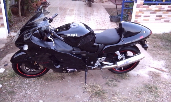 ขายhayabusa1300ปี2005ตัวLimitedอินวอย+สรรพสามิตสวยๆพร้อมของแต่งและของเดิม