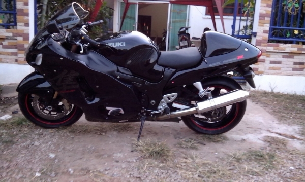 ขายhayabusa1300ปี2005ตัวLimitedอินวอย+สรรพสามิตสวยๆพร้อมของแต่งและของเดิม