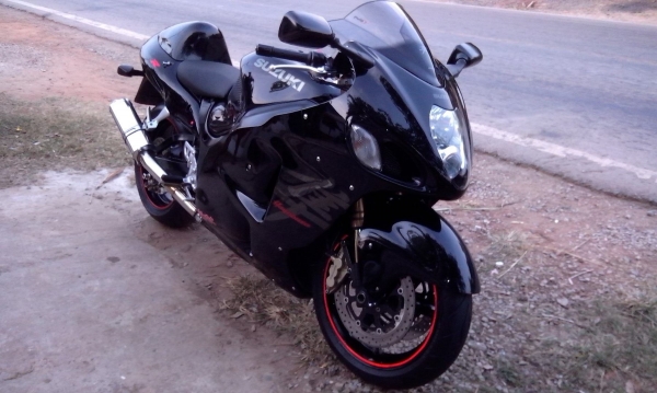 ขายhayabusa1300ปี2005ตัวLimitedอินวอย+สรรพสามิตสวยๆพร้อมของแต่งและของเดิม