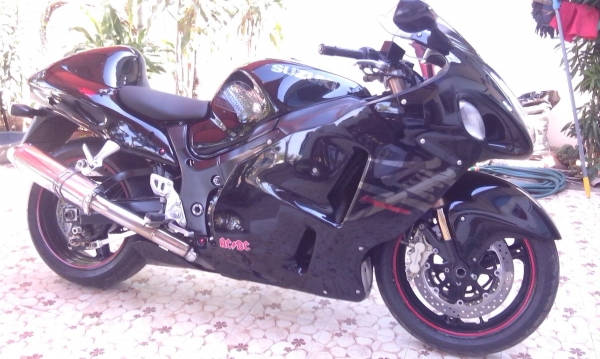 ขายhayabusa1300ปี2005ตัวLimitedอินวอย+สรรพสามิตสวยๆพร้อมของแต่งและของเดิม