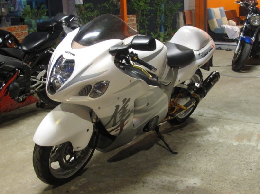 ขาย hayabusa1300 ปี2000 รถมือเดียว ทะเบียนแท้.สมอ ขาย hayabusa1300 ปี2000 รถมือเดียว ทะเบียนแท้.สมอ