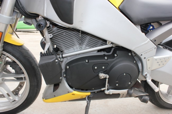 ขาย Buell xb9s ปี03 ประกอบใหม่ สภาพใหม่มาก ขาย Buell xb9s ปี03 ประกอบใหม่ สภาพใหม่มาก