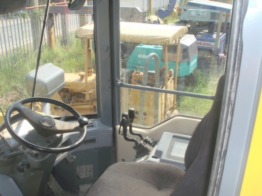 ละอองดาวแทรคเตอร์  ขาย KATO เครน10ตัน มือสองเก่าจากนอกสภาพดีราคาถูก พร้อมสำหรับการใช้งาน