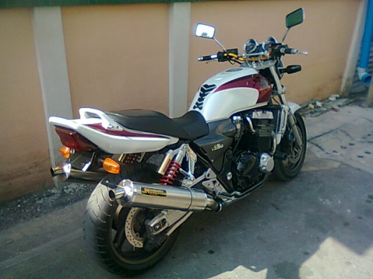 (ขี่ไปขายไปคับ)cb1300 ปี99 เเต่งสวยๆสดๆ inv.+สรรพสามิตแท้ๆรับแลกเทริน์ทุกรุ่นคับ (ขี่ไปขายไปคับ)cb1300 ปี99 เเต่งสวยๆสดๆ inv.+สรรพสามิตแท้ๆรับแลกเทริน์ทุกรุ่นคับ
